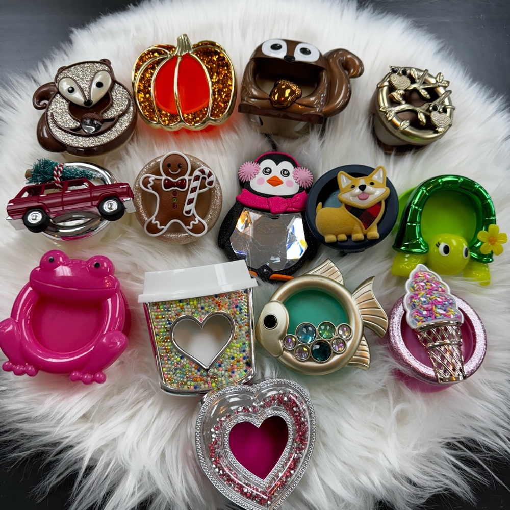 Assorted Bath and Body works Car Air Freshener Clips